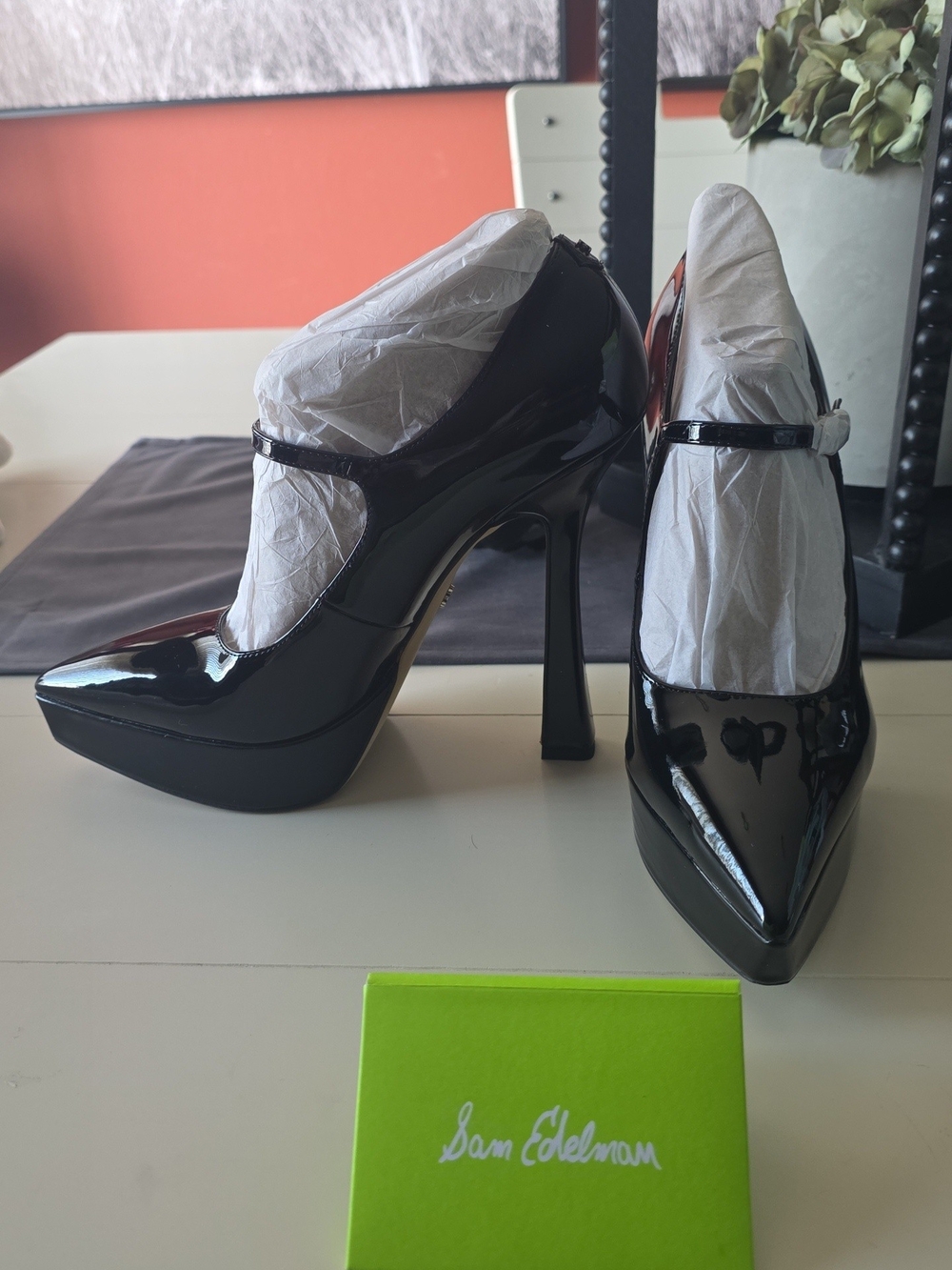 Sam Edelman 8.5 Black Patent Leather Mary Jane Platform Pumps
